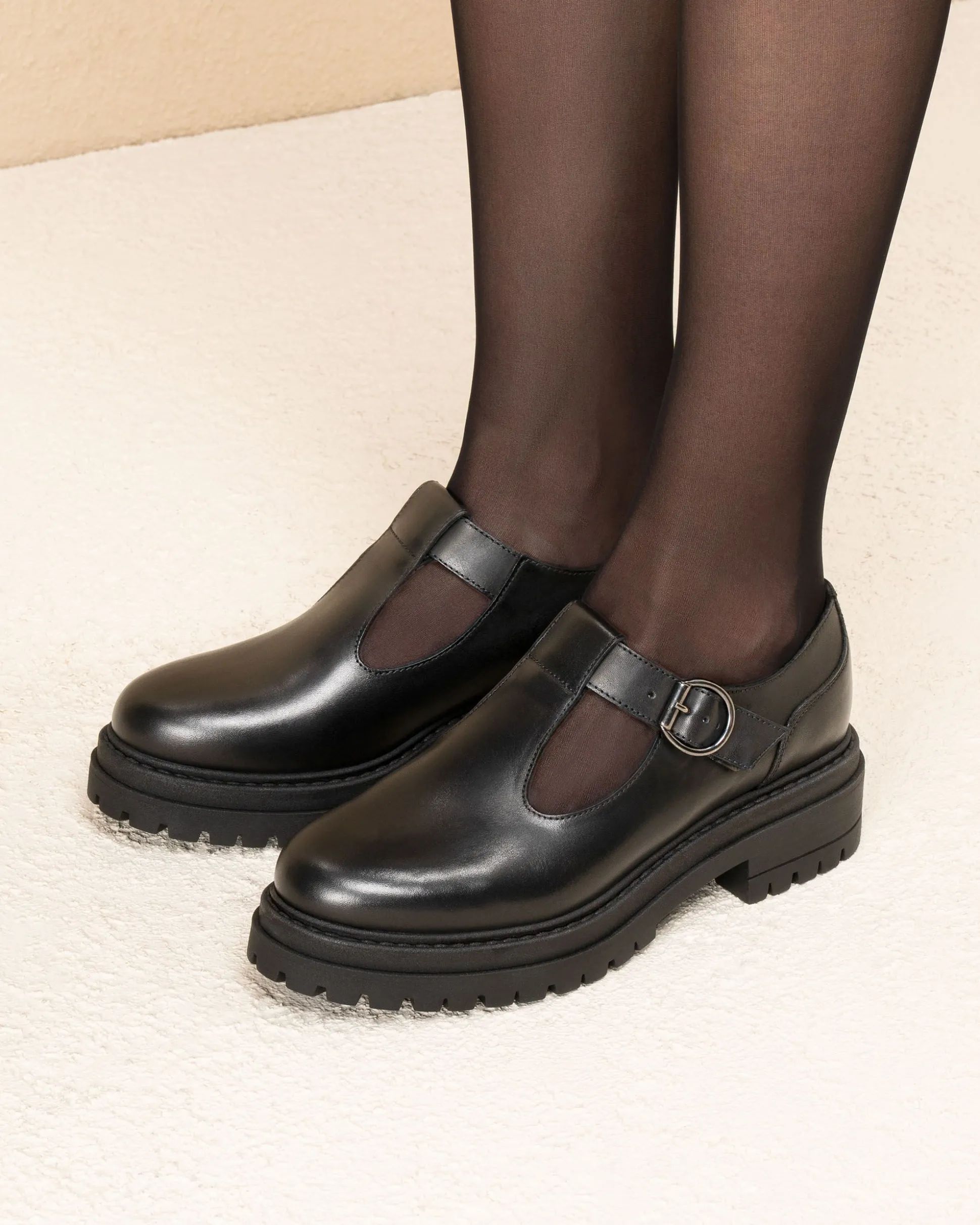 Mary Jane Donna in Pelle