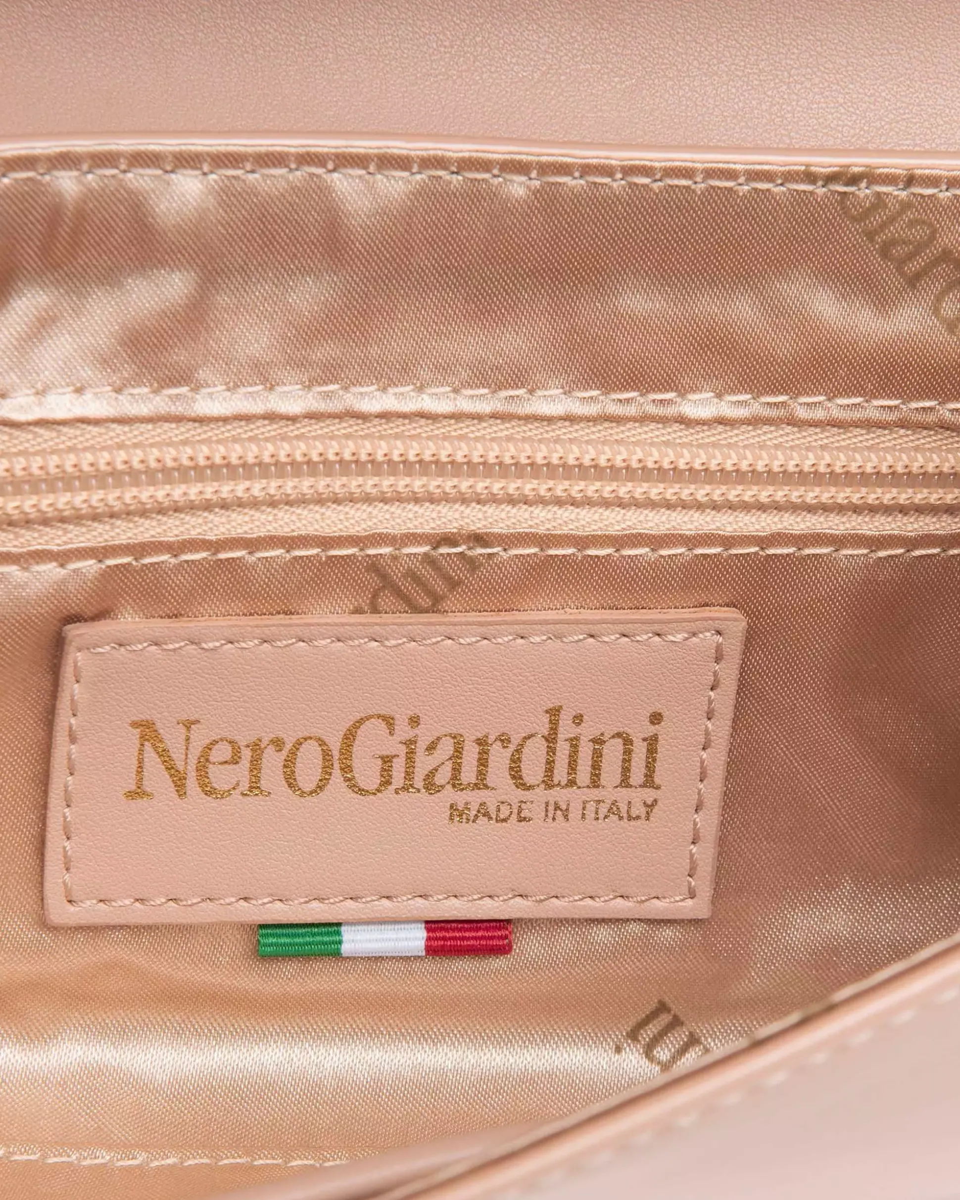 Pochette da Donna in Materiale Tecnico