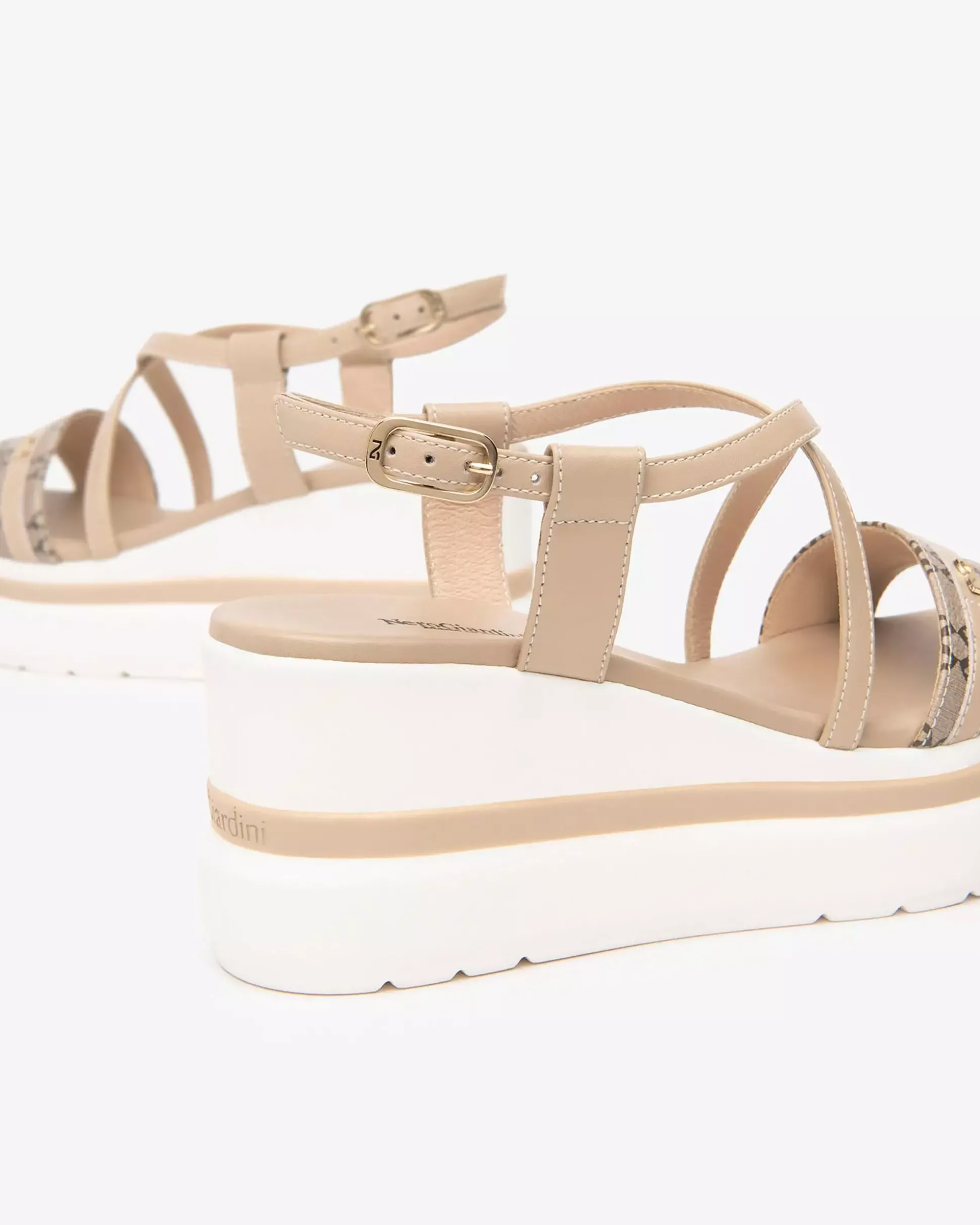 Sandali Donna in Pelle e Materiale Tecnico