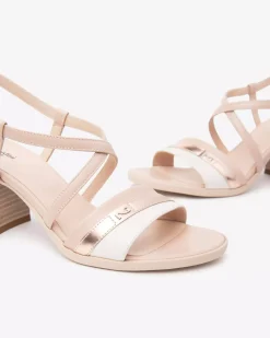 Sandali Donna in Pelle e Materiale Tecnico