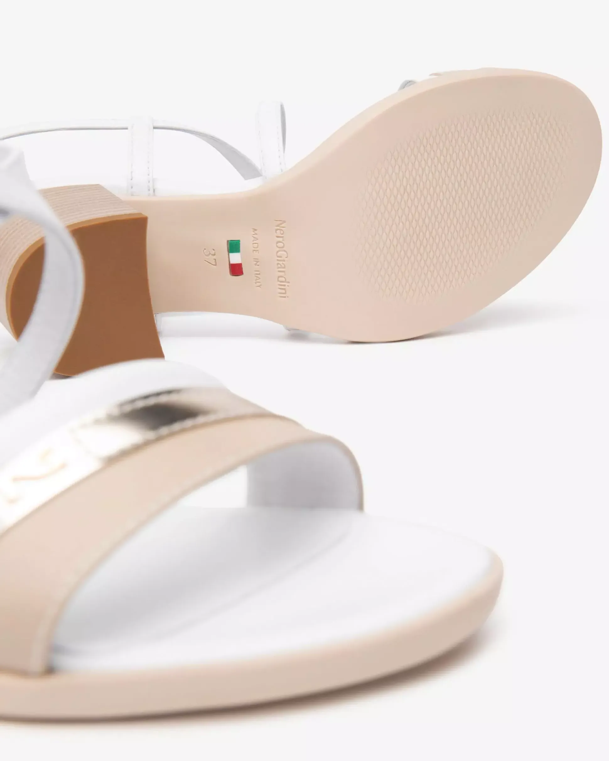 Sandali Donna in Pelle e Materiale Tecnico