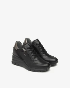 Sneakers Donna in Pelle e Materiale Tecnico