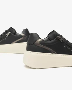 Sneakers Donna in Pelle e Materiale Tecnico