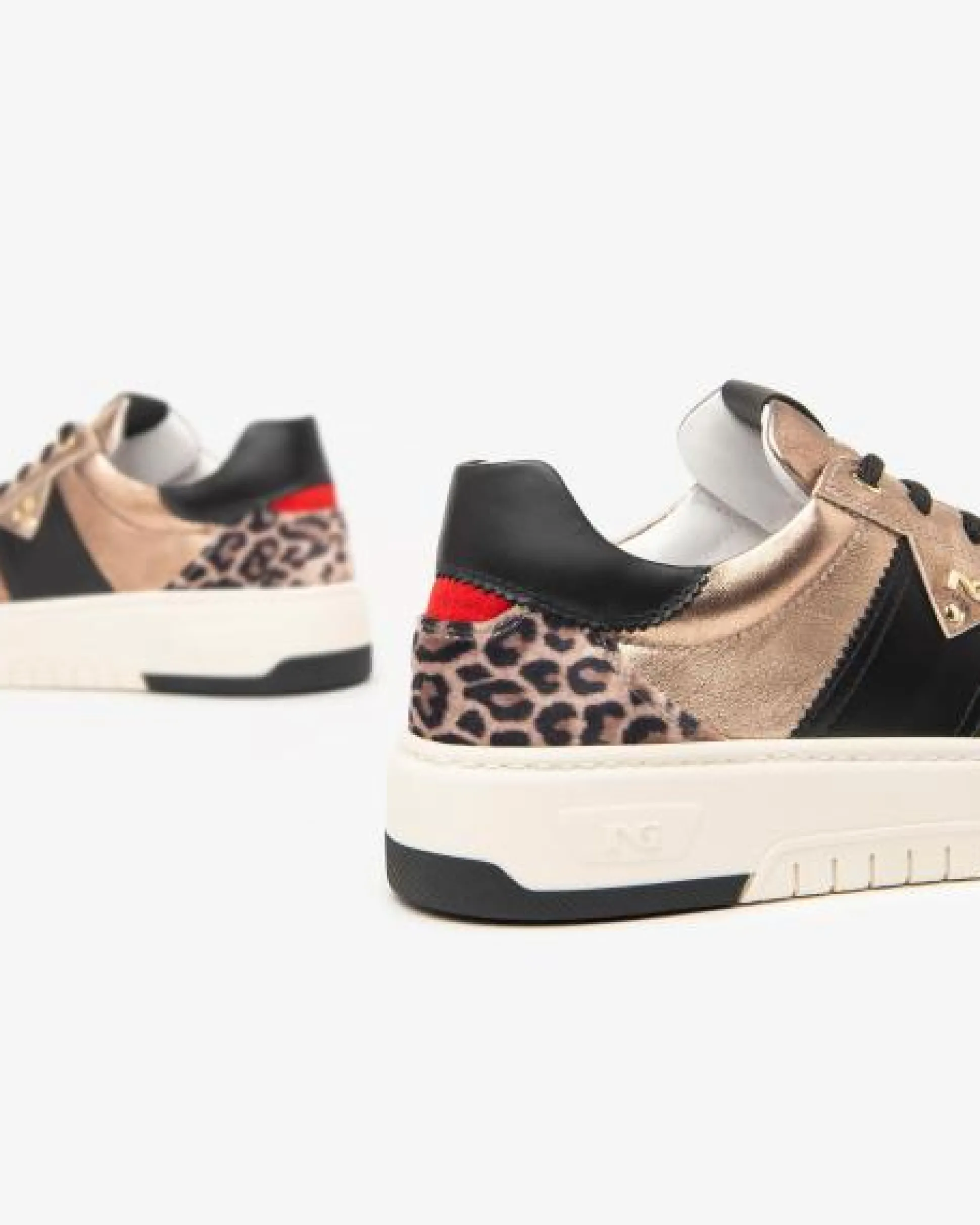 Sneakers Donna in Pelle, Materiale Tecnico e Suede