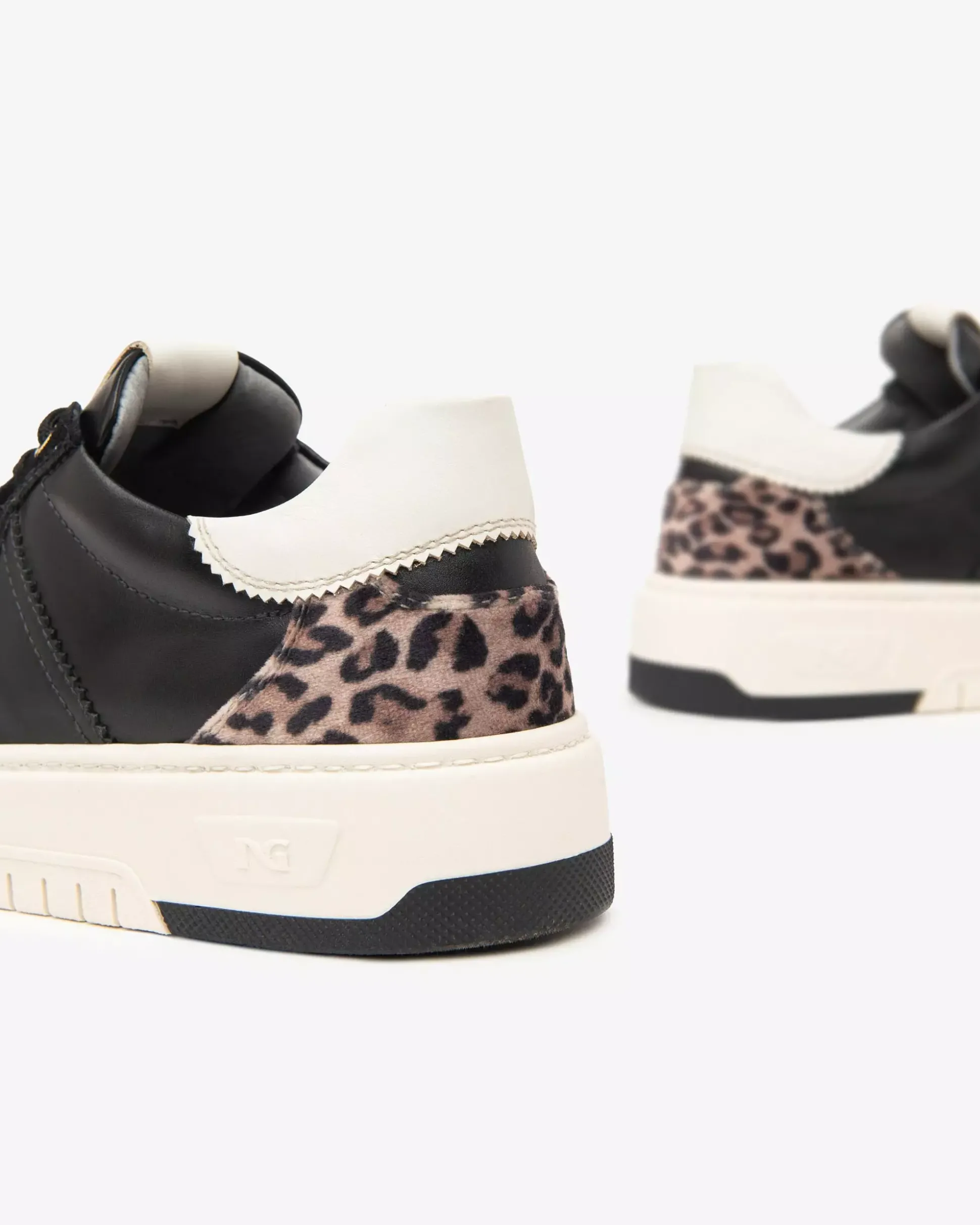 Sneakers Donna in Pelle, Suede e Materiale Tecnico
