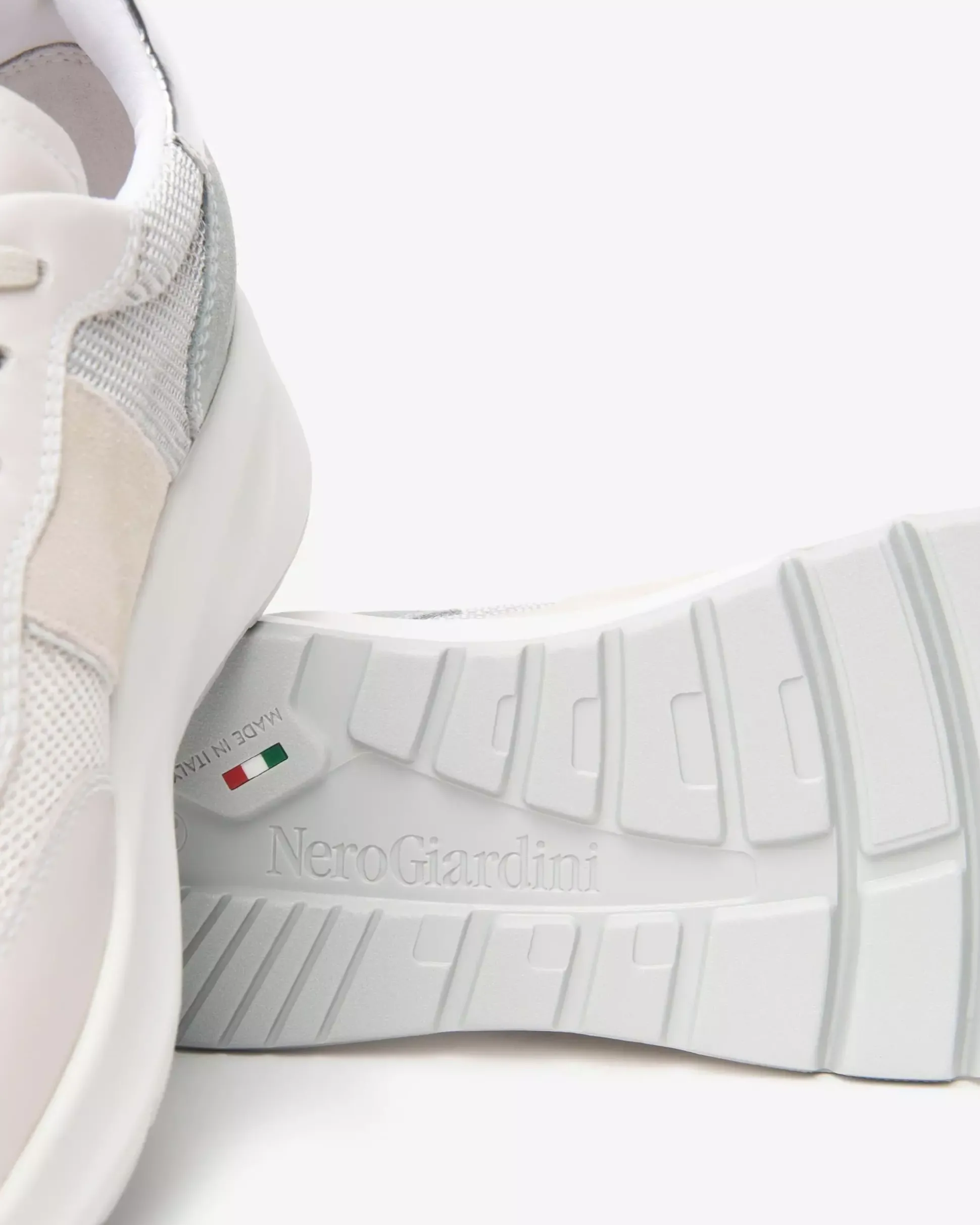 Sneakers Donna in Pelle, Suede e Tela