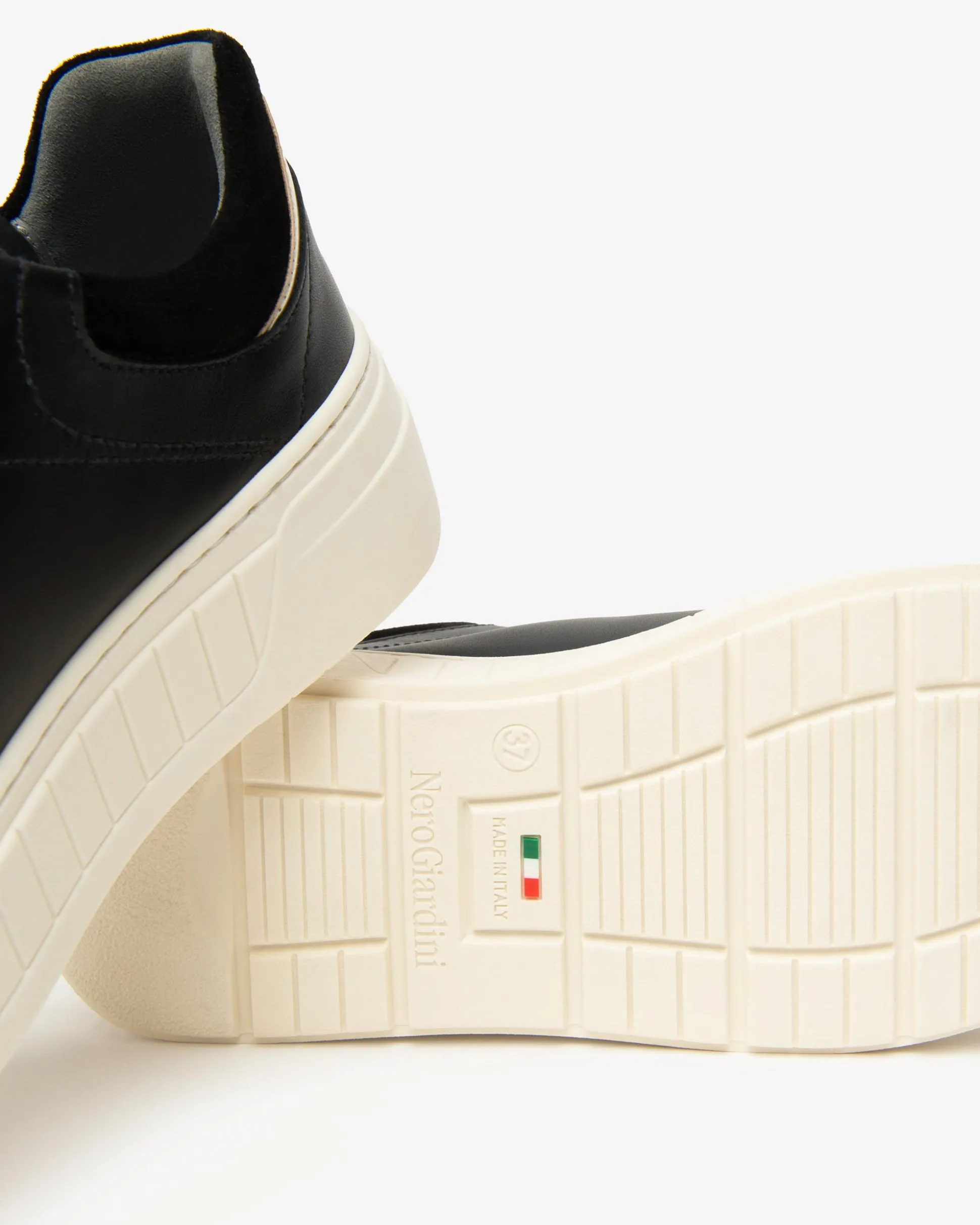 Sneakers Donna in Pelle, Suede e Materiale Tecnico