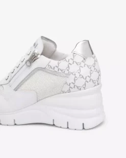 Sneakers Donna in Pelle, Tela e Materiale Tecnico