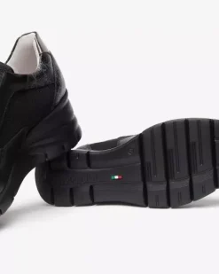 Sneakers Donna in Pelle, Tela e Materiale Tecnico