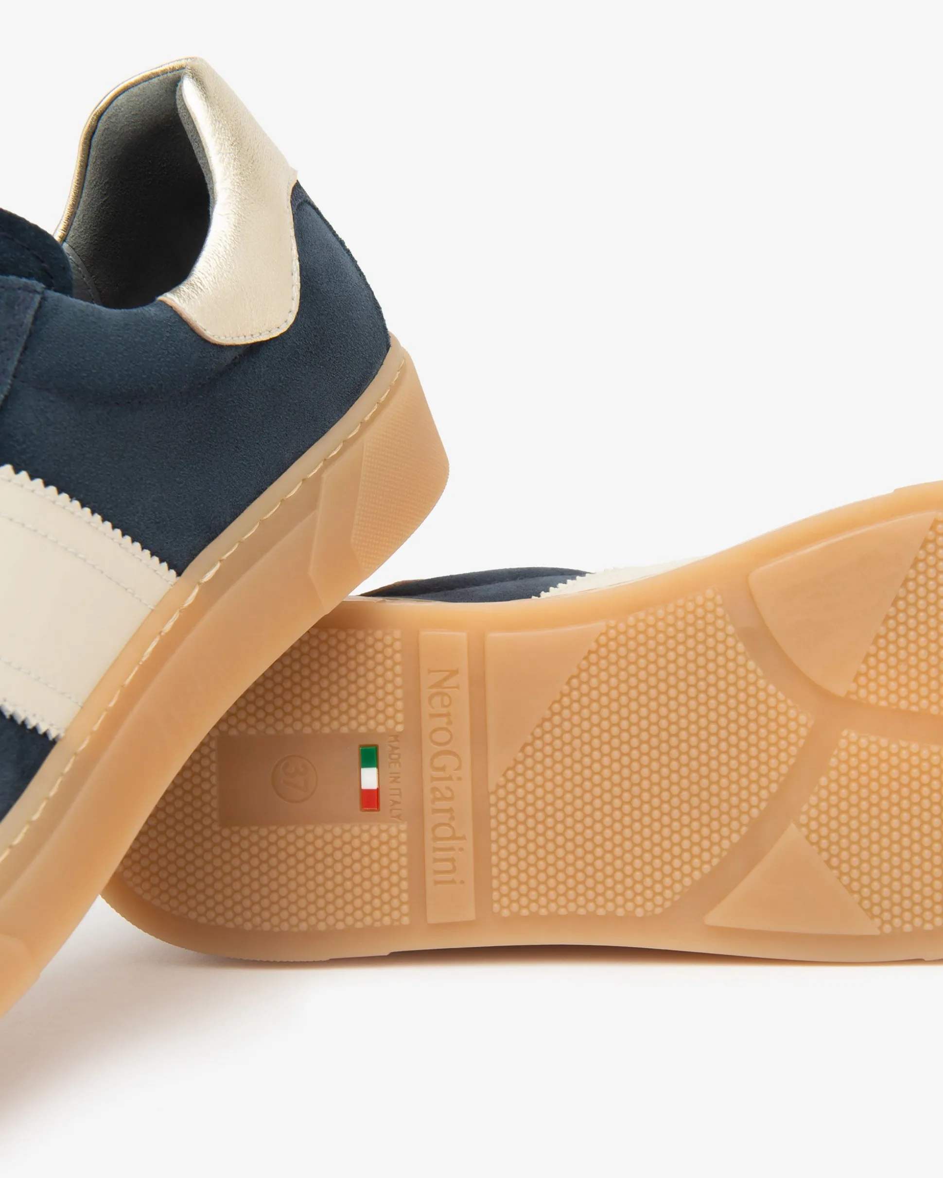 Sneakers Donna in Suede e Pelle