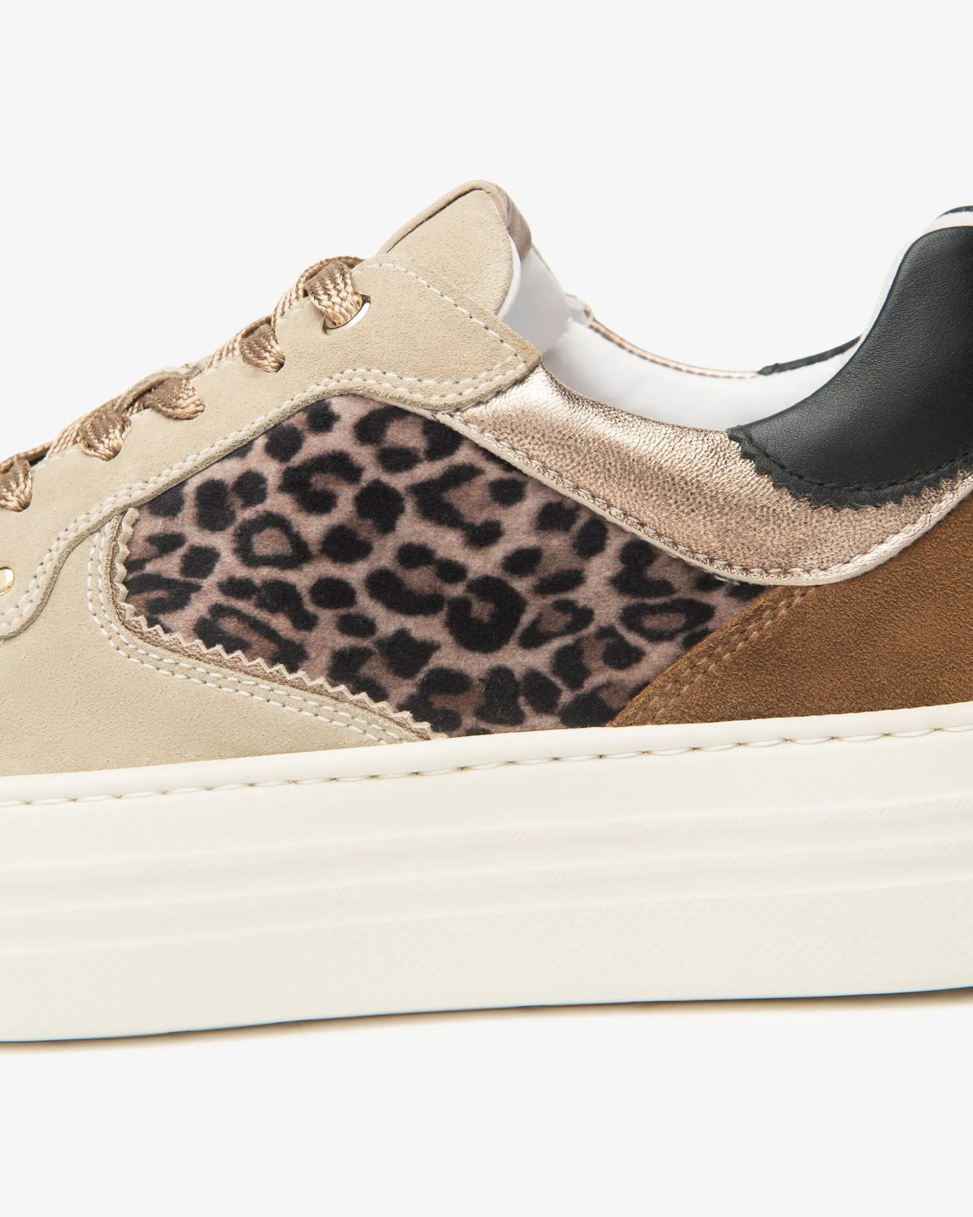 Sneakers Donna in Suede, Pelle e Materiale Tecnico