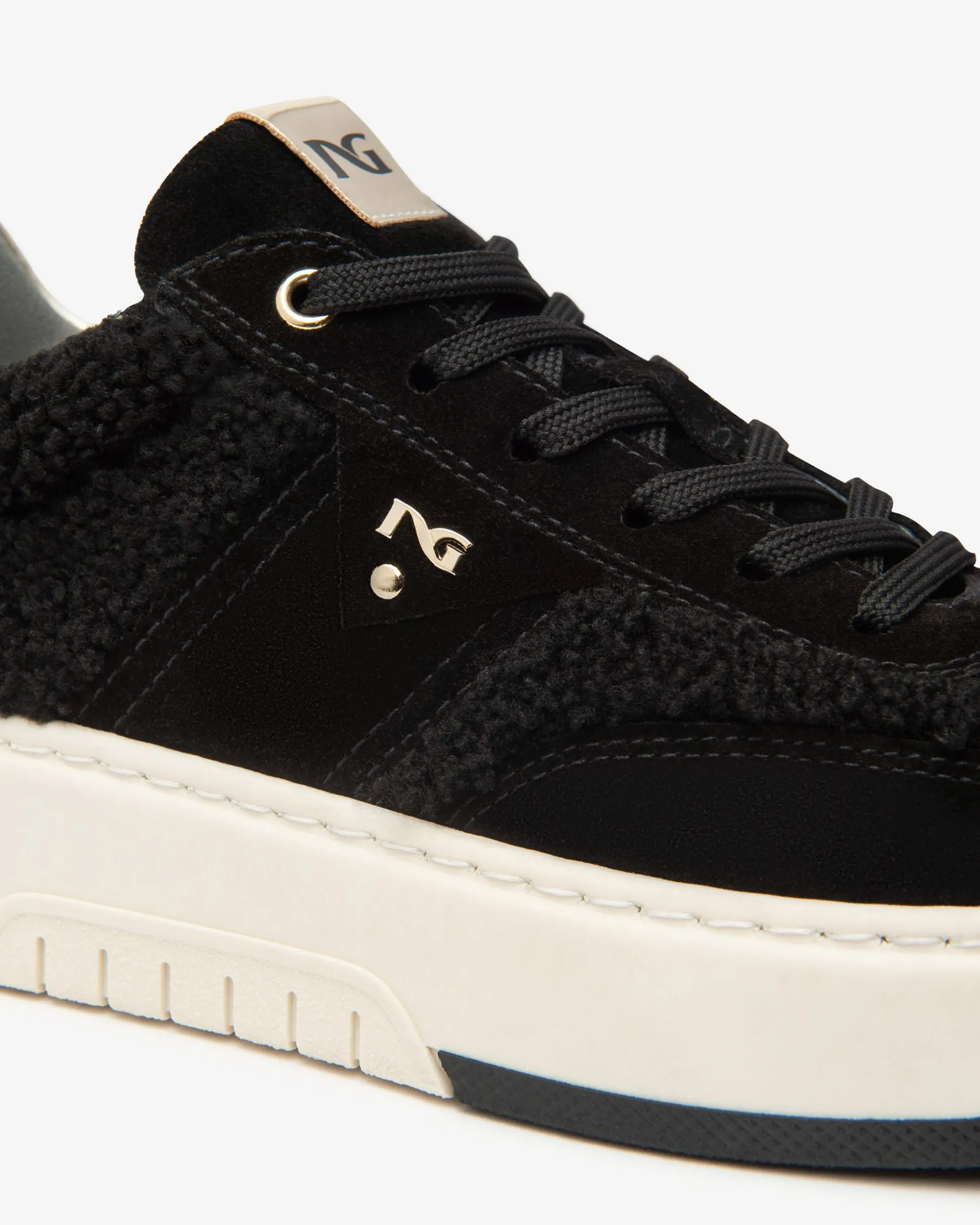 Sneakers Donna in Suede, Tessuto e Materiale Tecnico