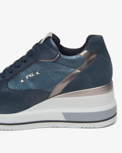 Sneakers Donna in Suede,Vernice, Pelle e Materiale Tecnico