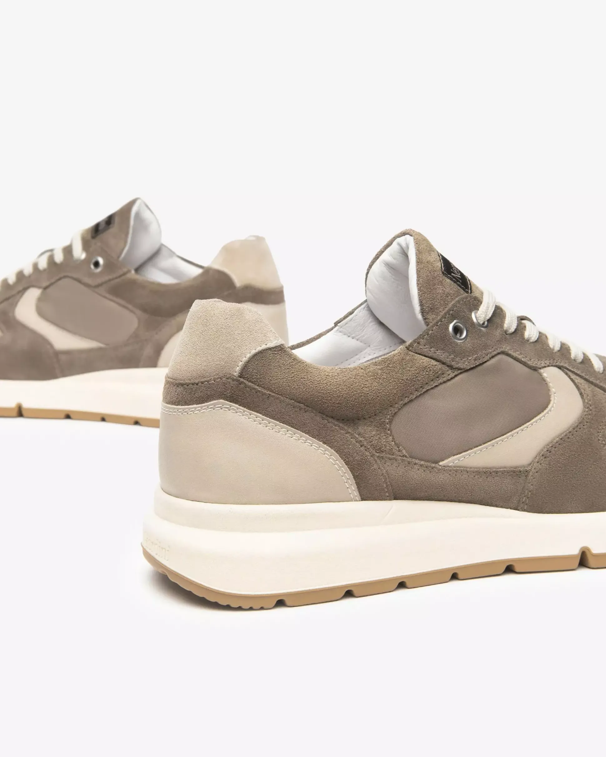 Sneakers Uomo in Camoscio, Pelle e Tela