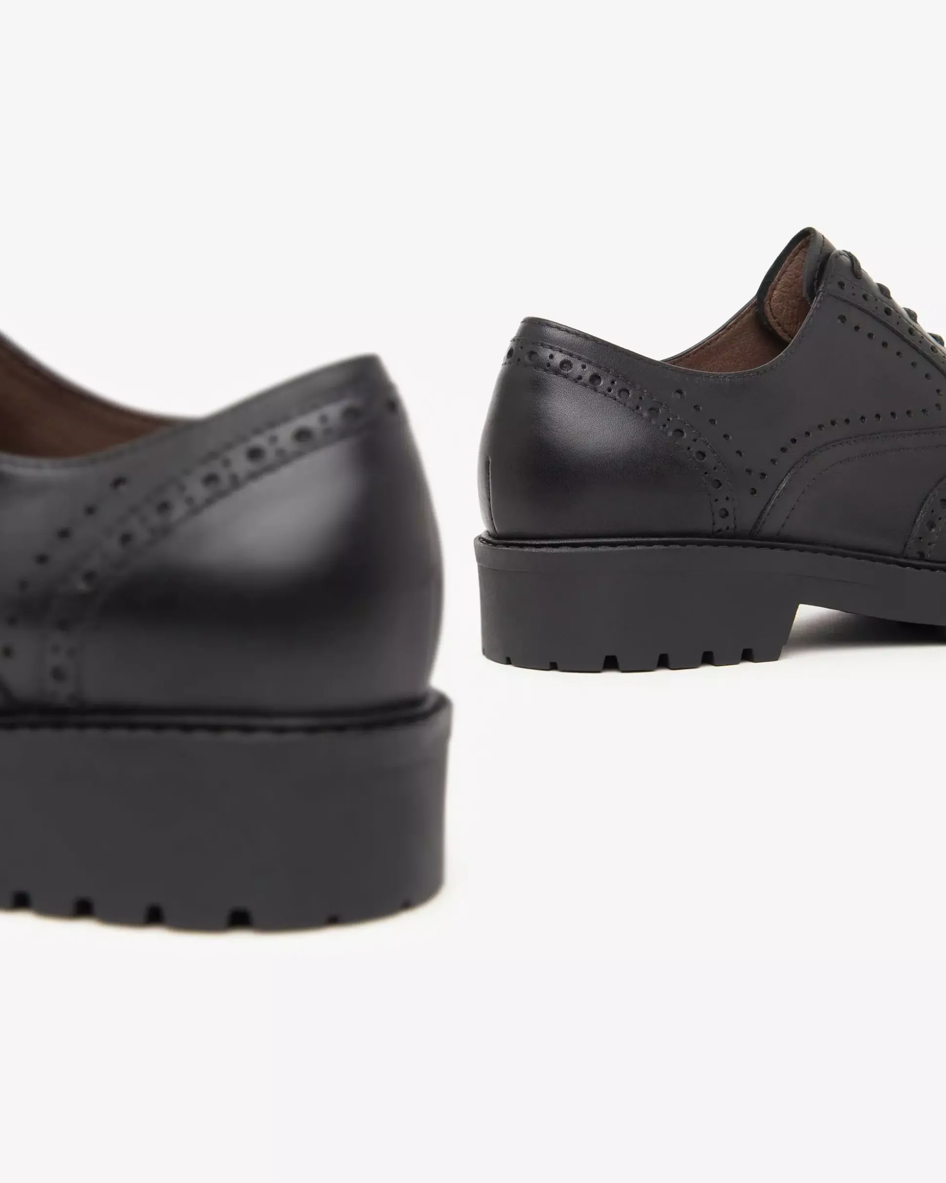 Stringate Donna in Pelle