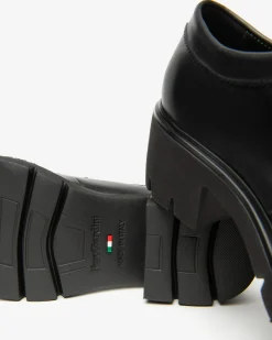 Stringate Donna in Pelle