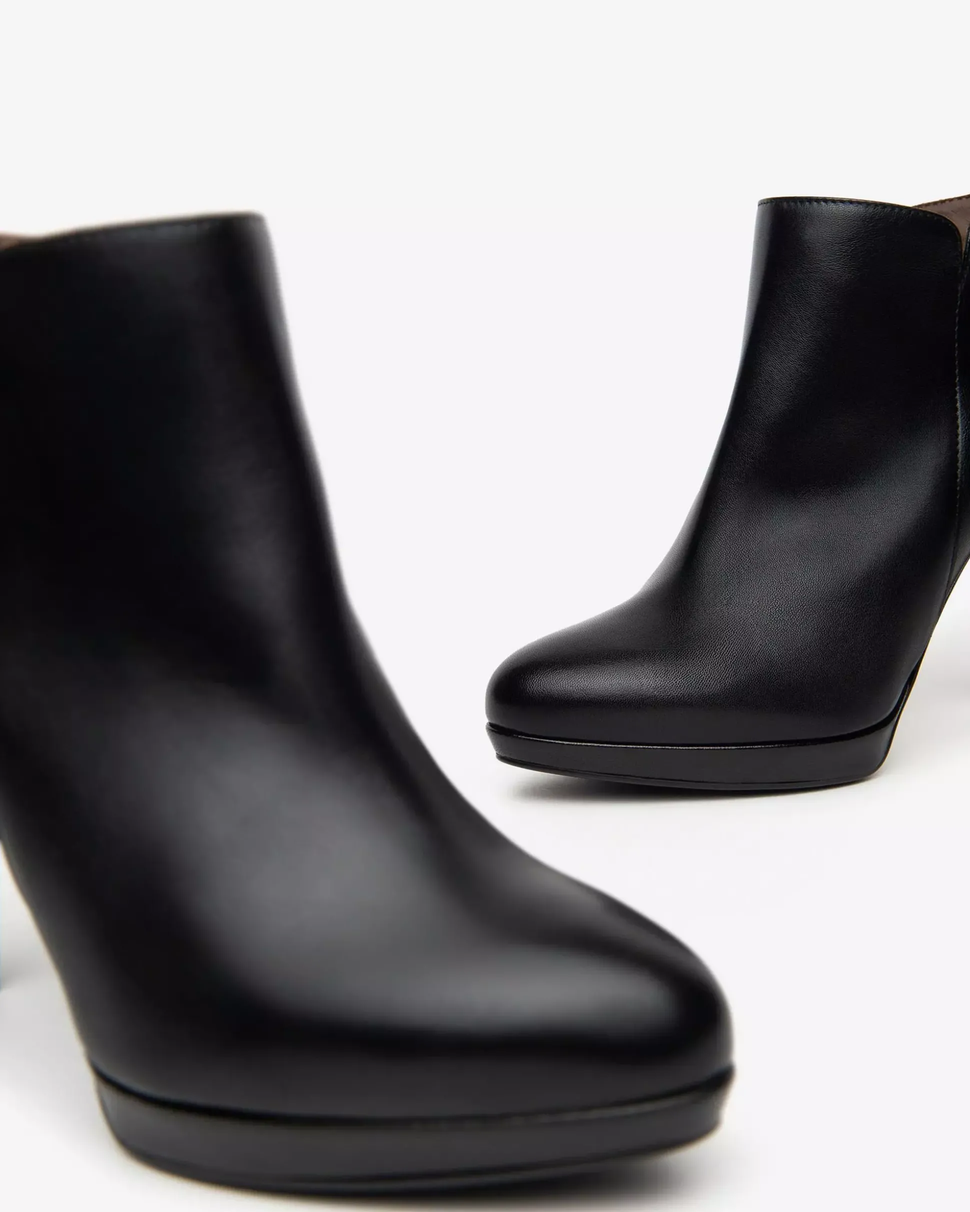 Tronchetti Donna in Pelle