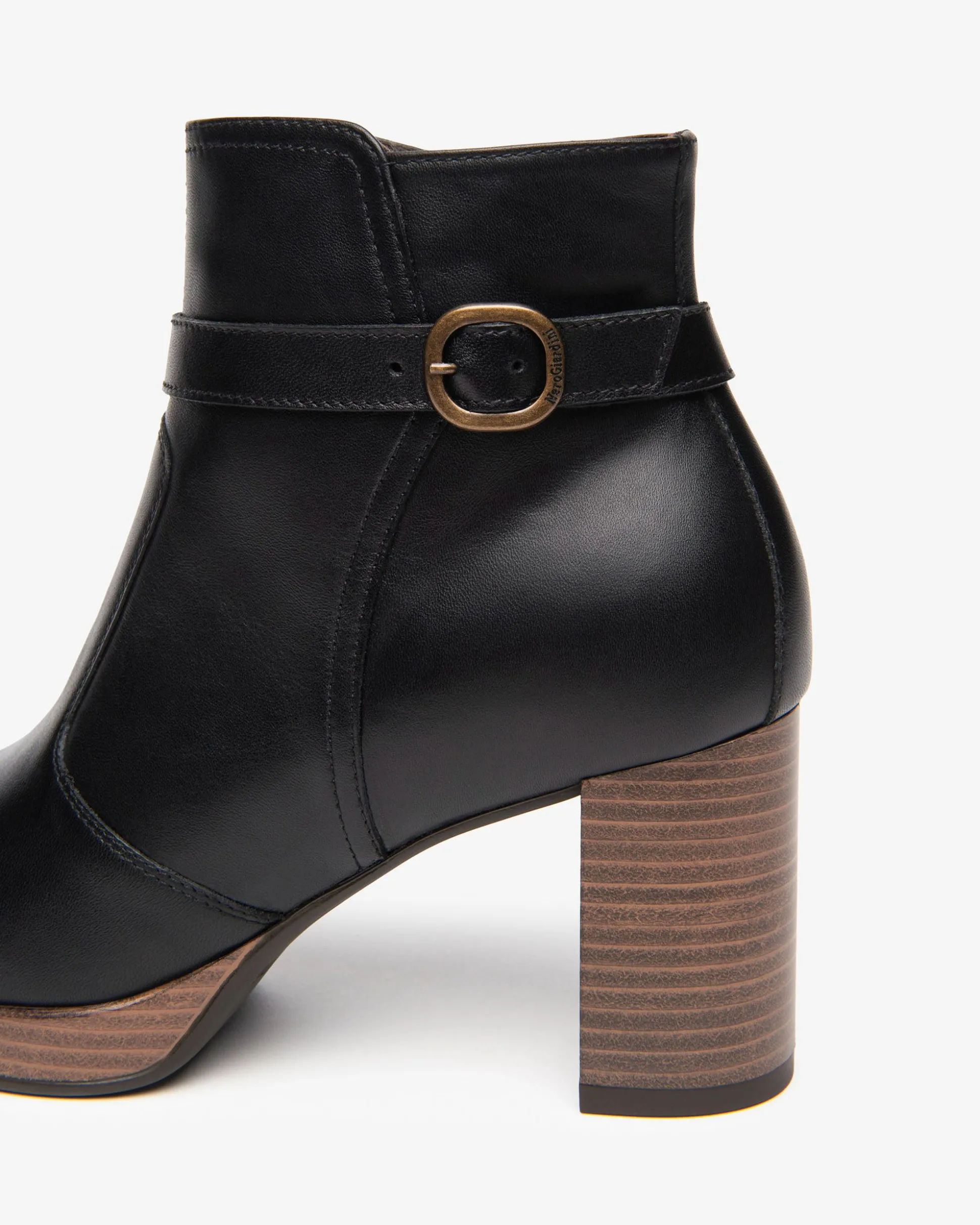 Tronchetti Donna in Pelle